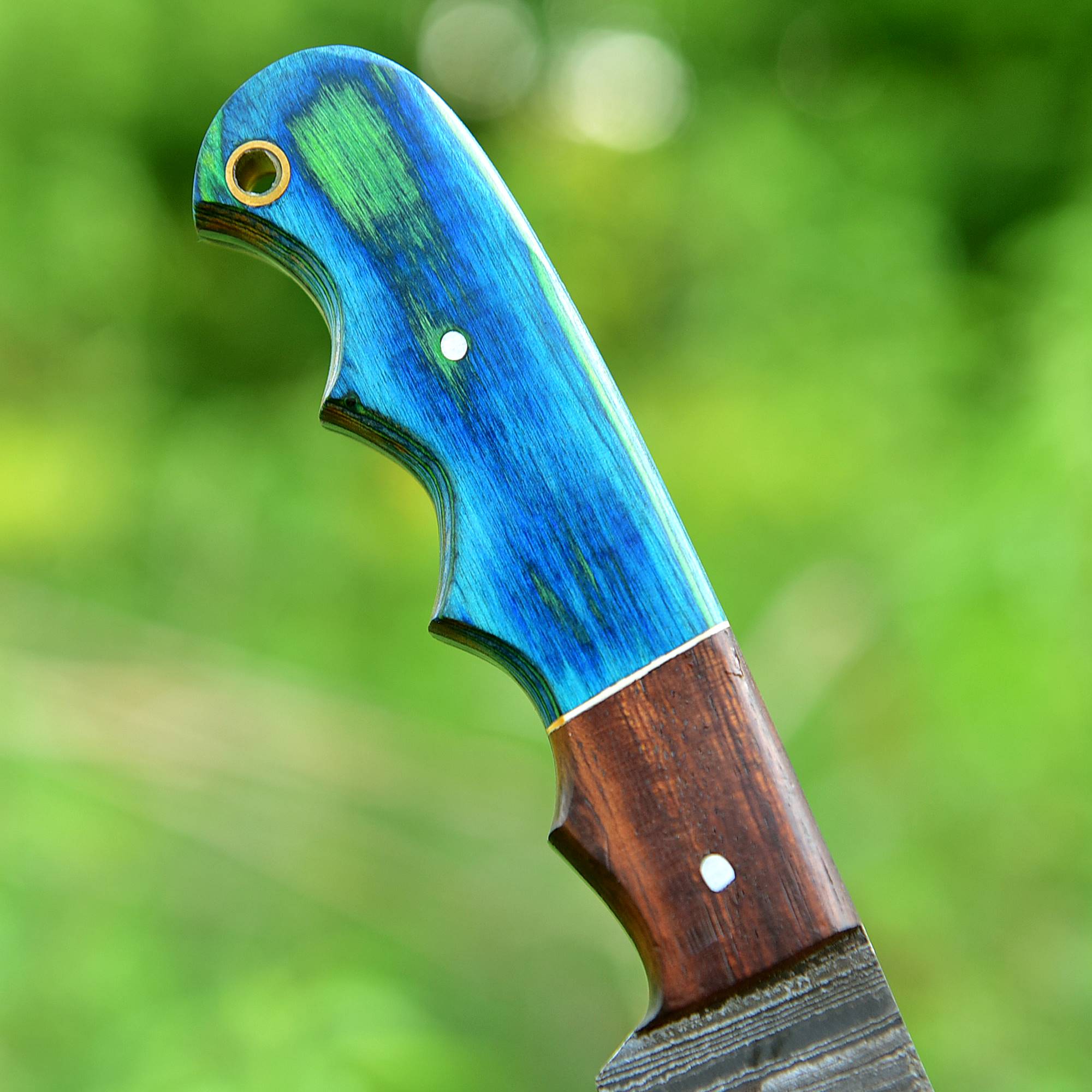 Ocean Crest Damascus Fixed Blade Knife – Wave Pattern Damascus Steel with Blue & Green Handle {FREE GIFT}