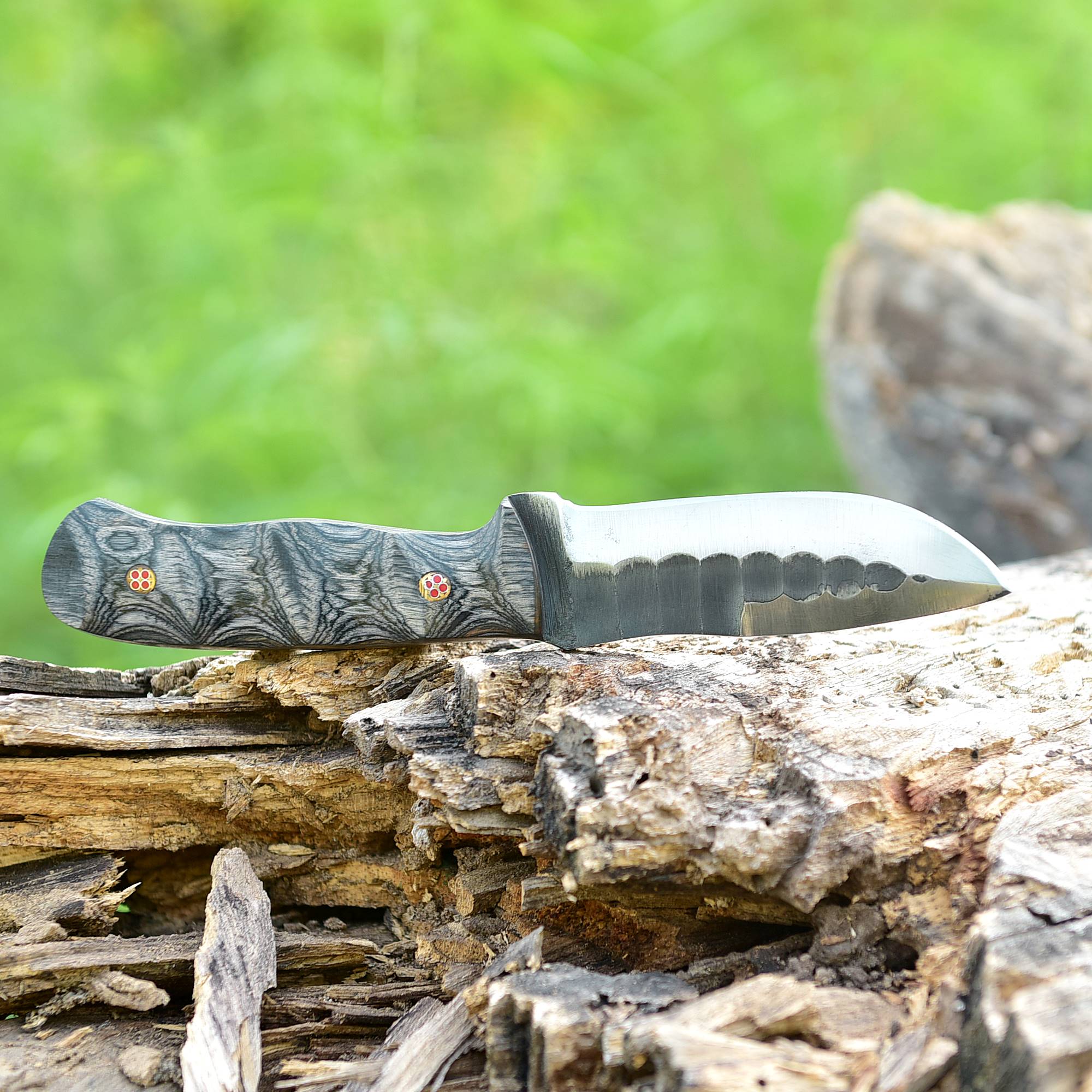 Stonewash Tracker Elite Fixed Blade Knife – Rugged Stonewashed Utility Blade with Sculpted Handle {FREE GIFT}