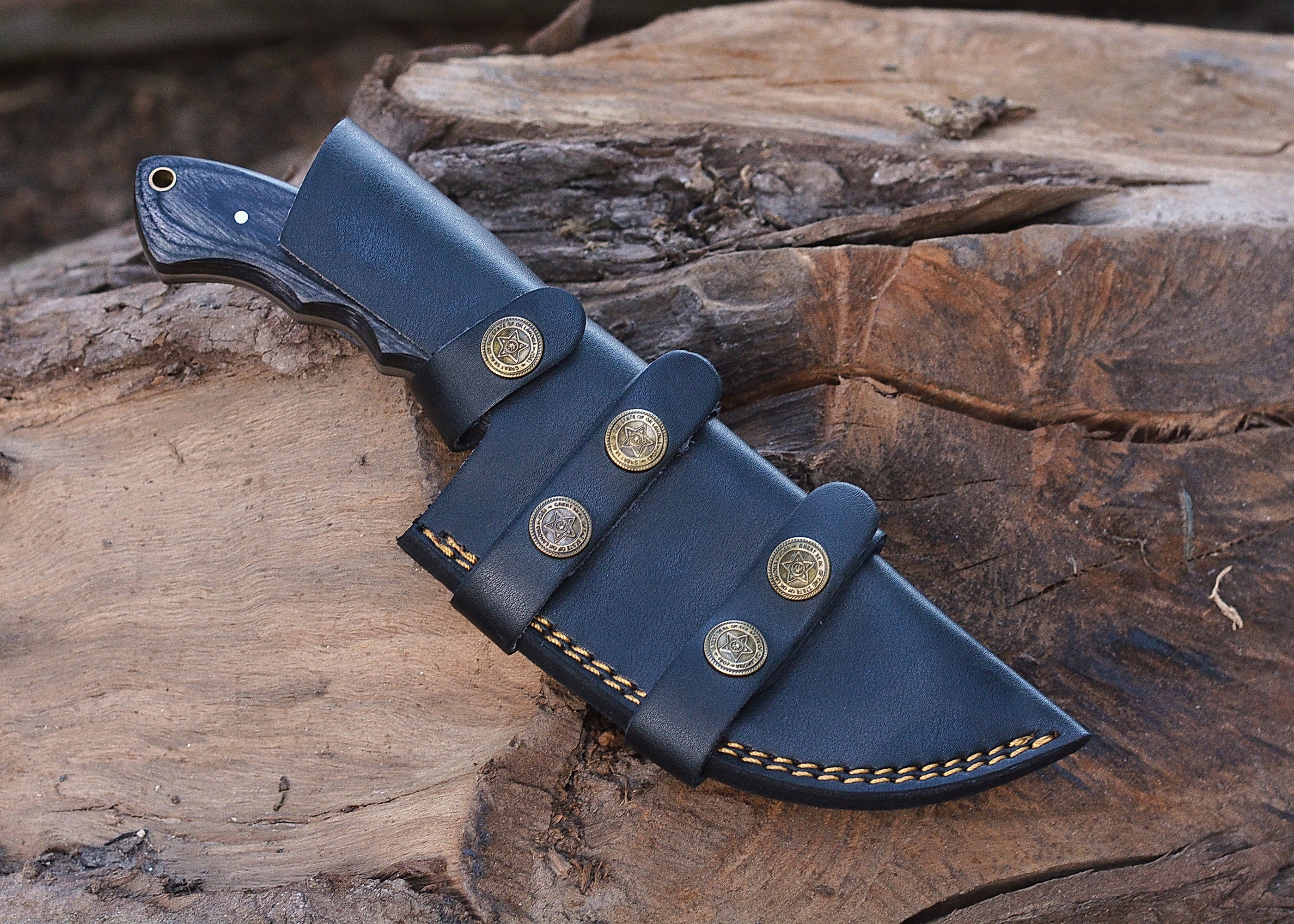 Shadow Fang Damascus Fixed Blade Knife – Patterned Damascus Steel with Serrated Edge & Dark Wood Handle {FREE GIFT}