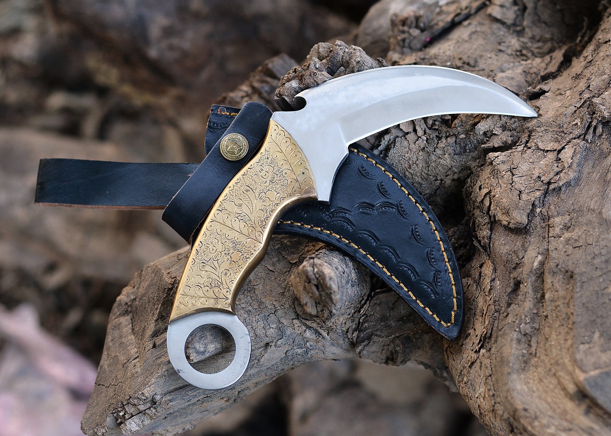 Royal Talon Karambit – Satin Curved Blade with Engraved Golden Handle & Finger Ring Grip {FREE GIFT}