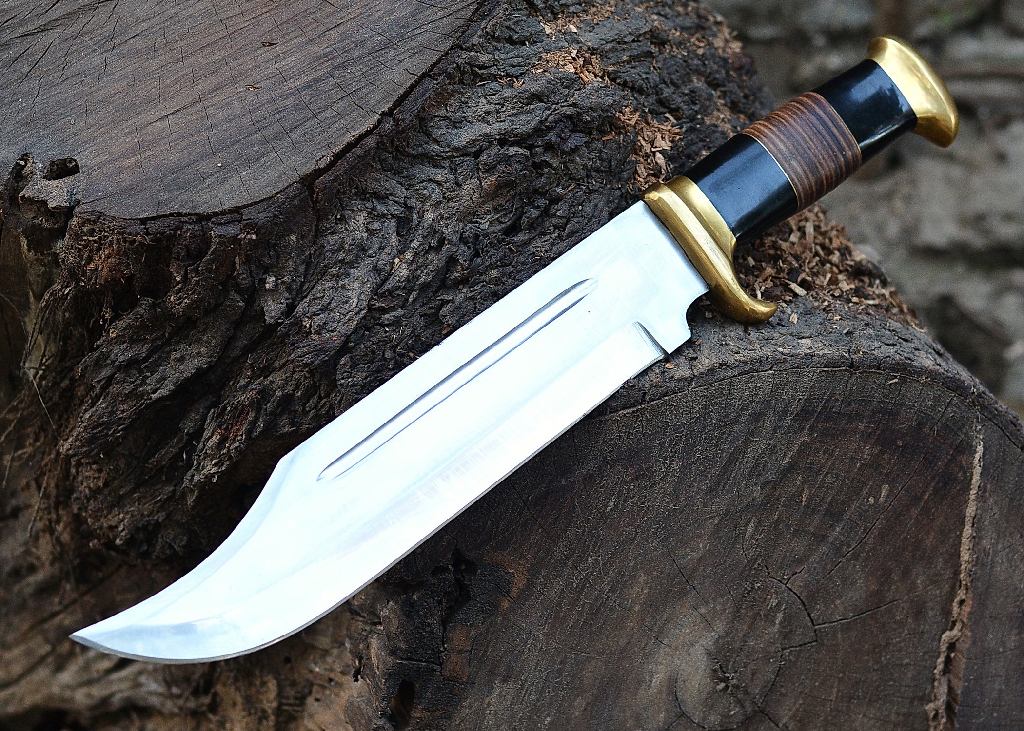 Golden Guard Bowie – Mirror Polished Clip-Point Fixed Blade with Brass Guard & Pommel {FREE GIFT}